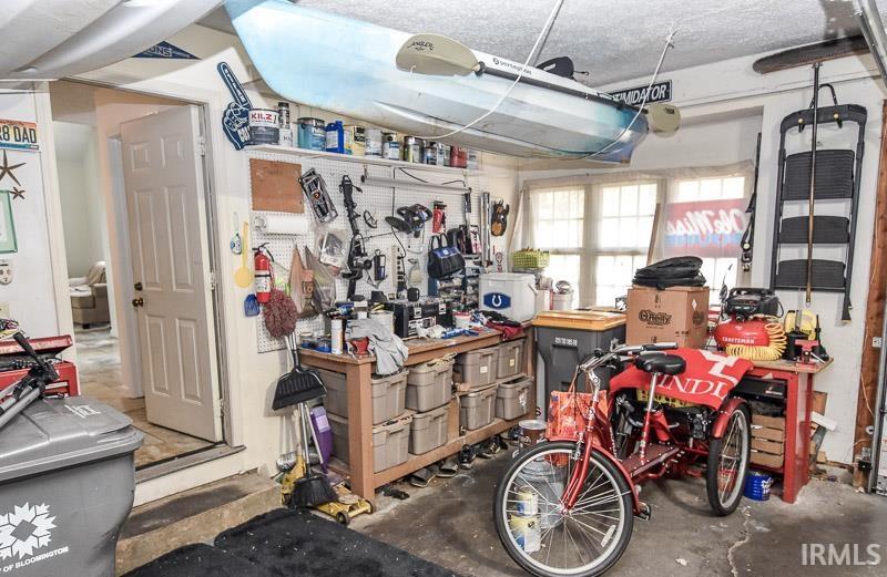 3301 S Rolling Oak Drive