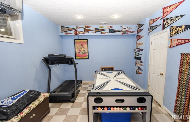 3301 S Rolling Oak Drive