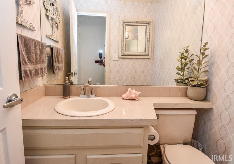 3301 S Rolling Oak Drive