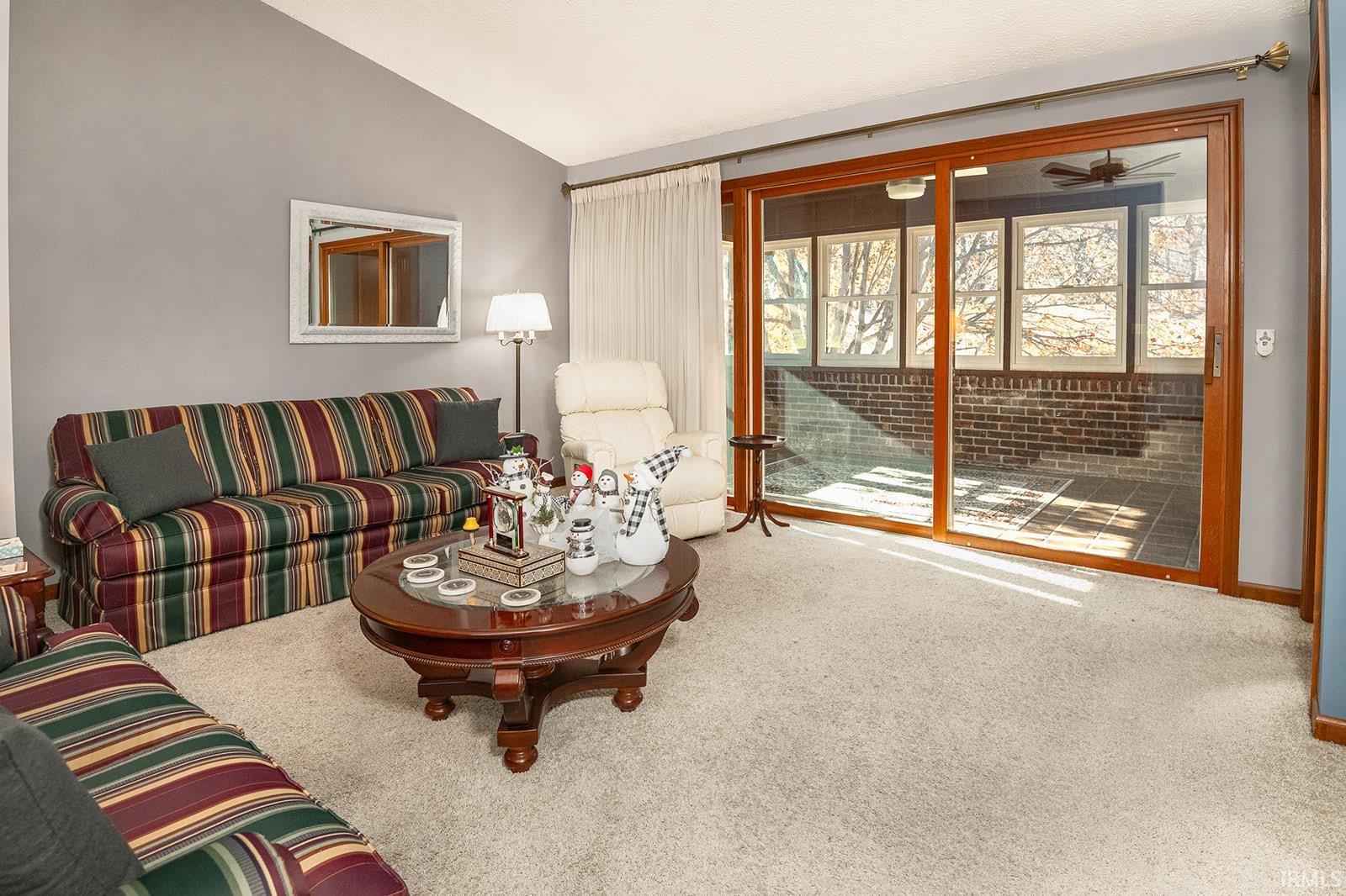 500-6 Greentree Drive