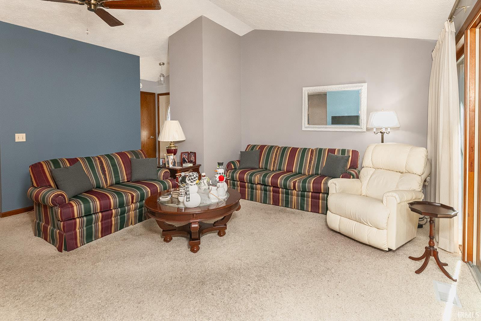 500-6 Greentree Drive