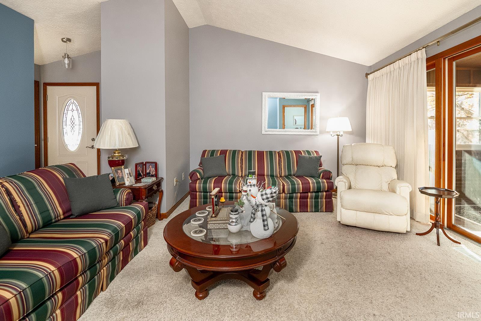 500-6 Greentree Drive