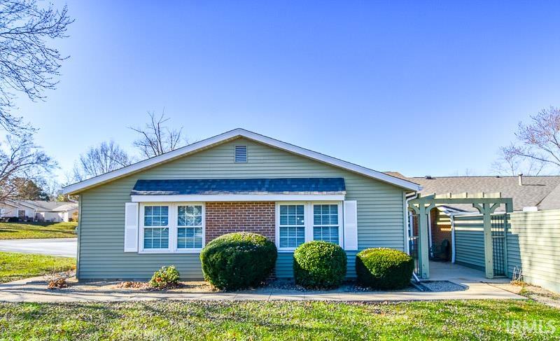 812 E Waterloo Court