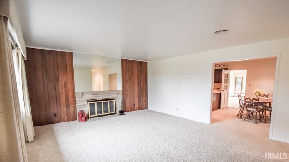 2400 N Laverne Drive