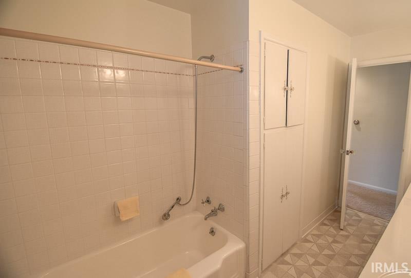 2400 N Laverne Drive