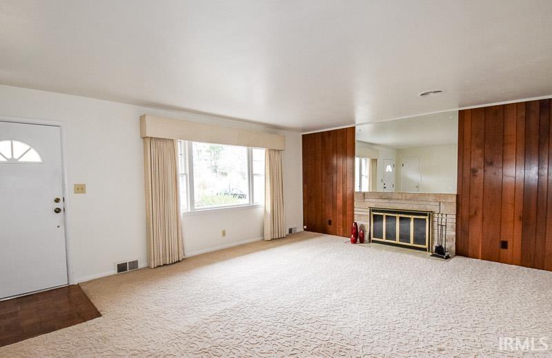 2400 N Laverne Drive