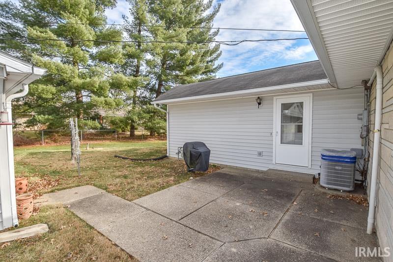 2400 N Laverne Drive