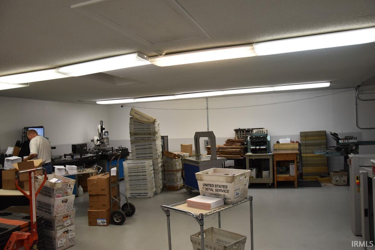 125 S Westplex Avenue