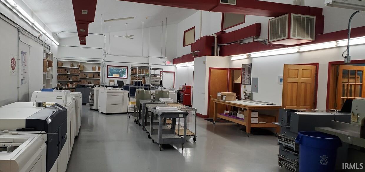 125 S Westplex Avenue