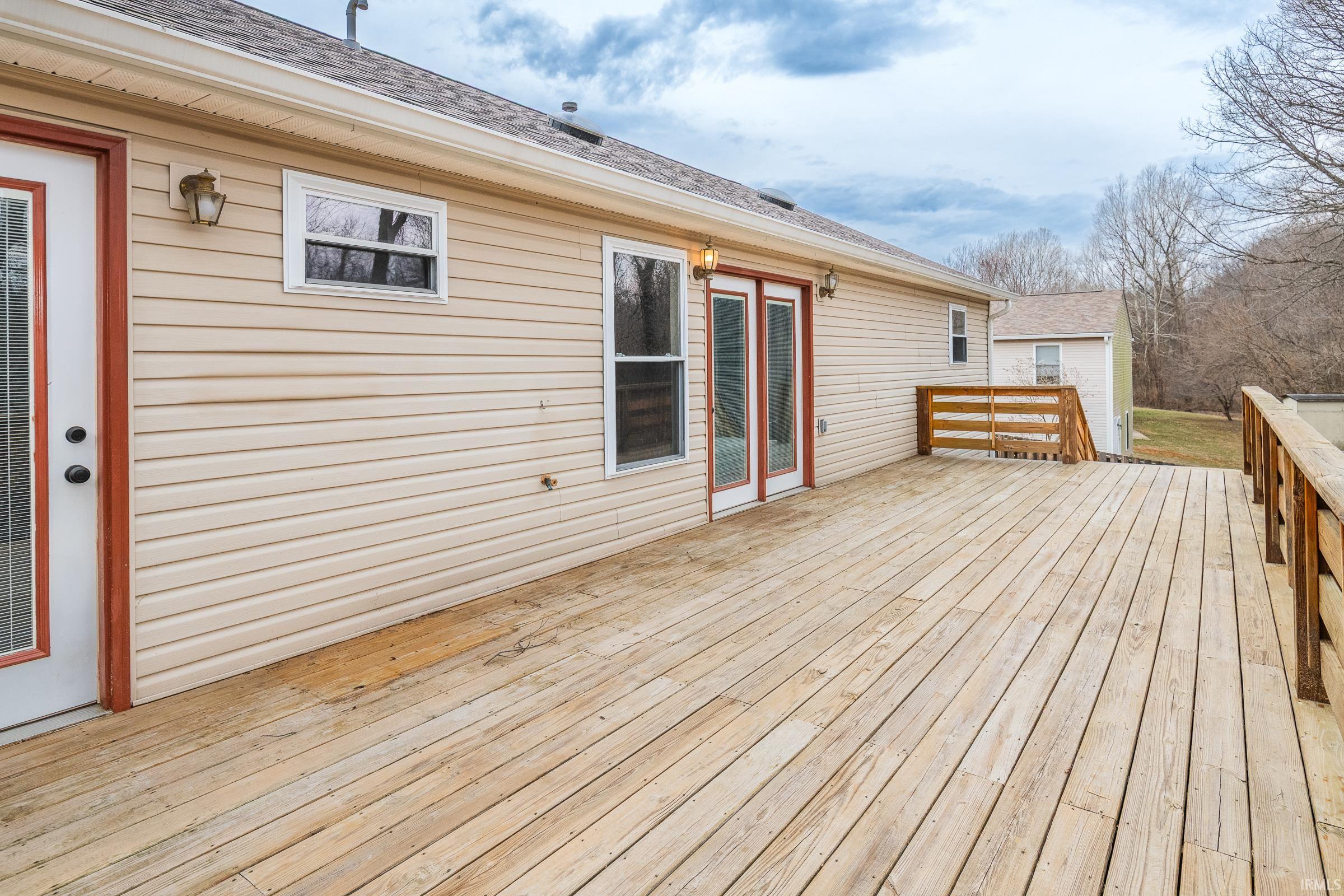 1024 W Countryside Lane