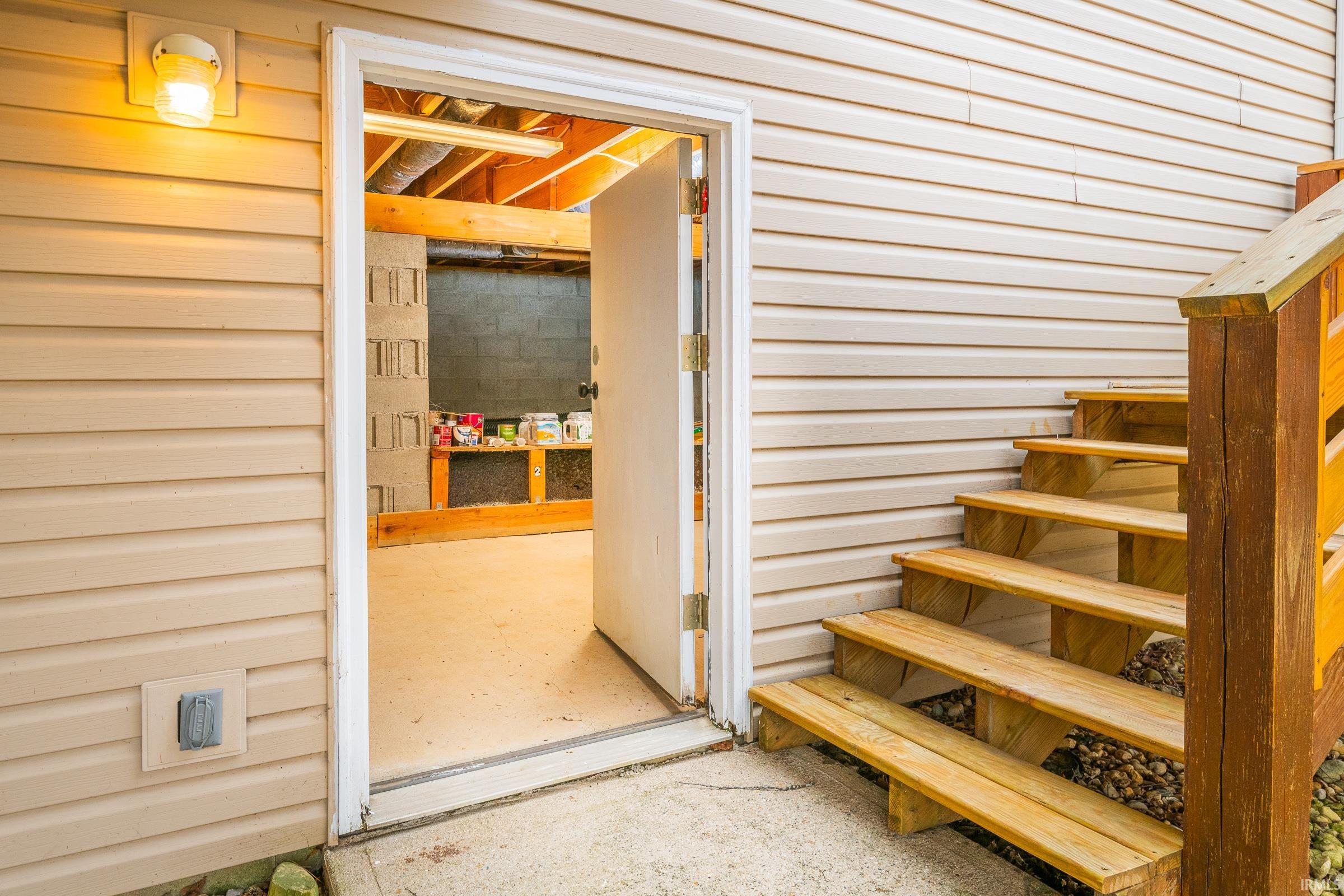 1024 W Countryside Lane