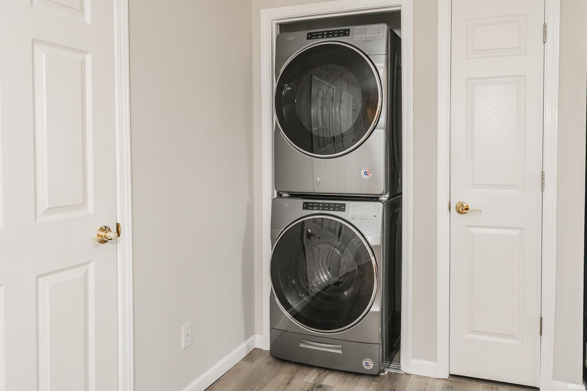 1024 W Countryside Lane