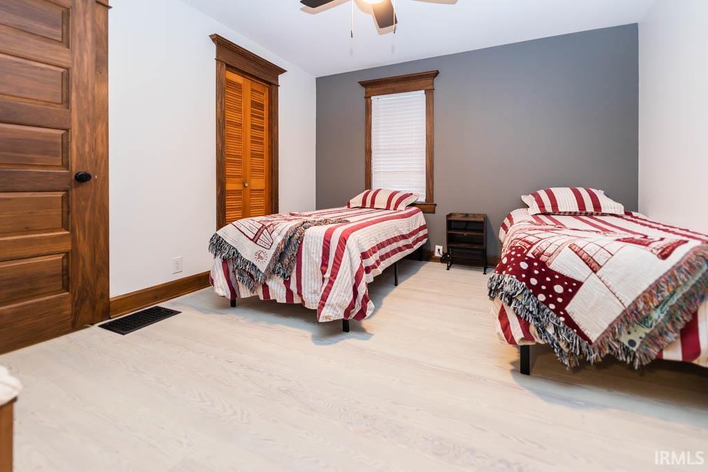 1201 S Lincoln Street