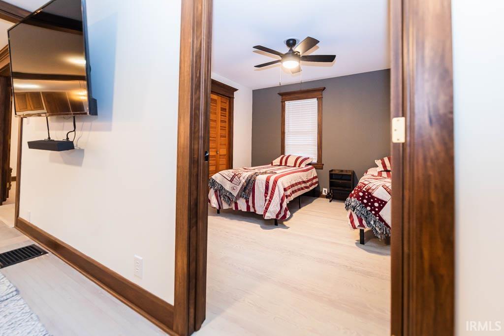 1201 S Lincoln Street