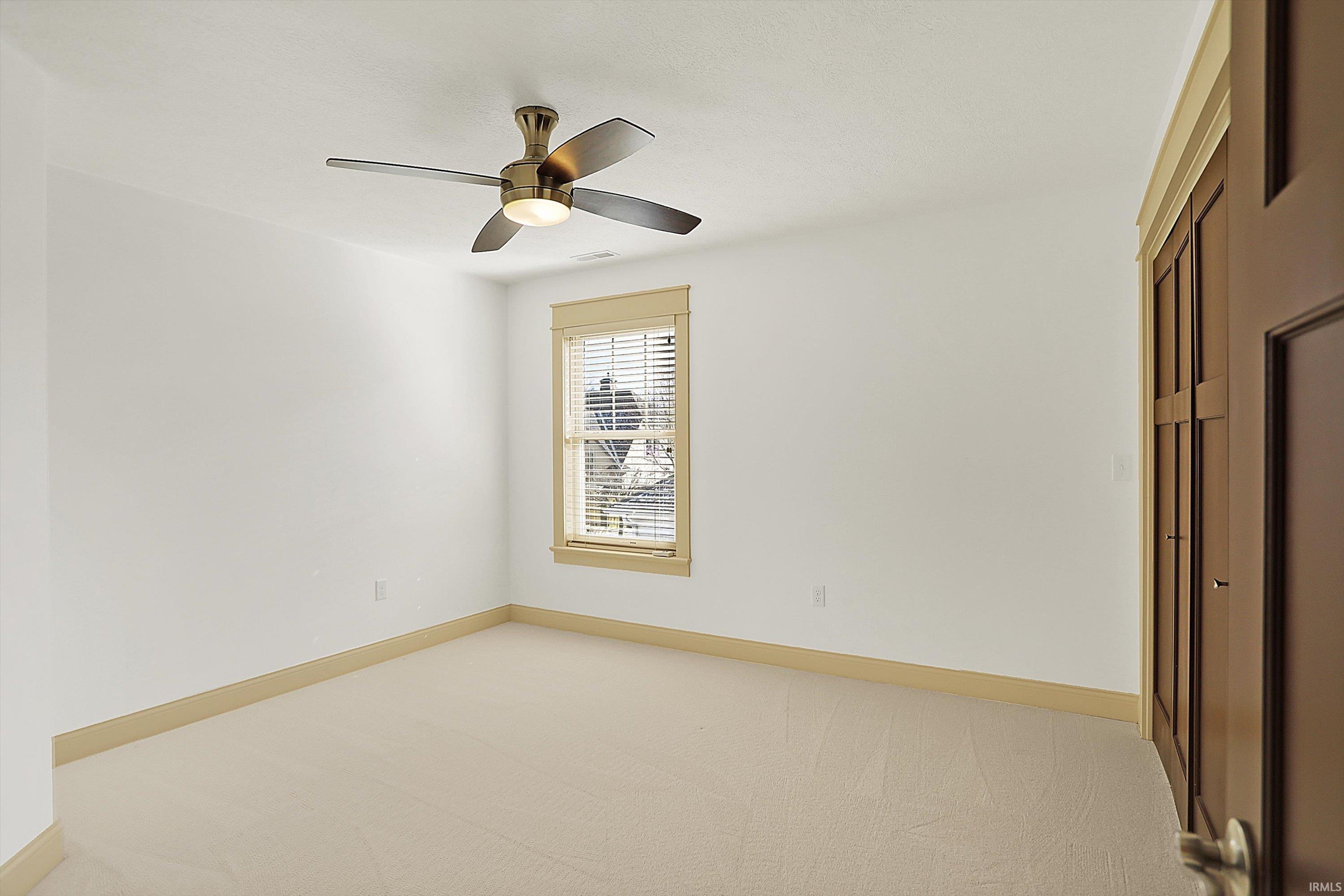 2501 E Nora Hill Drive