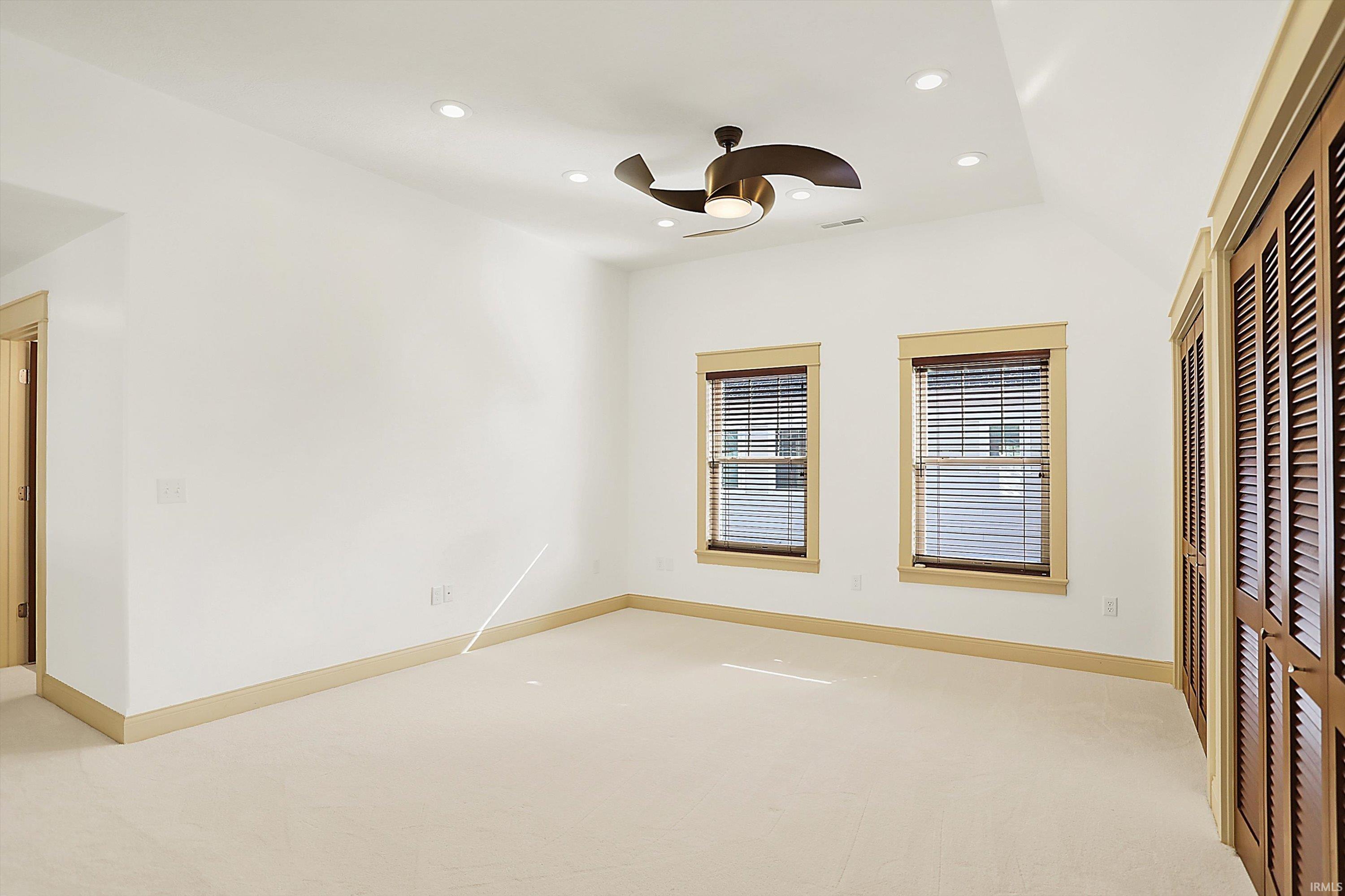 2501 E Nora Hill Drive