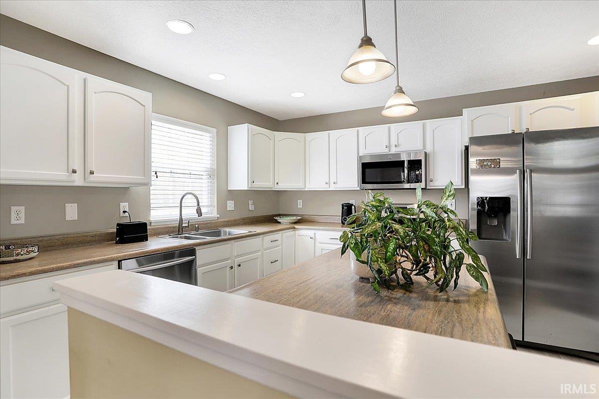 3637 E Tamarron Drive