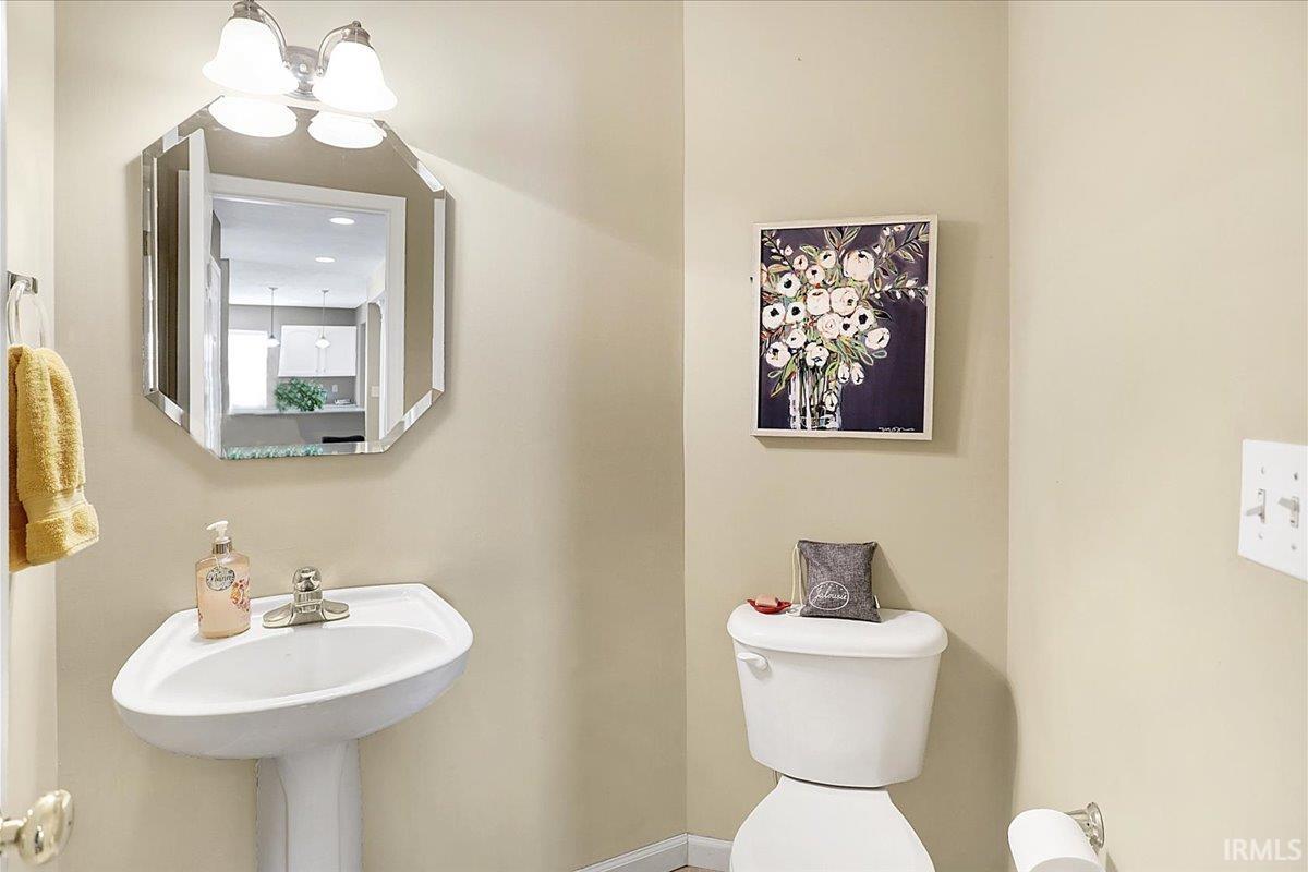 3637 E Tamarron Drive