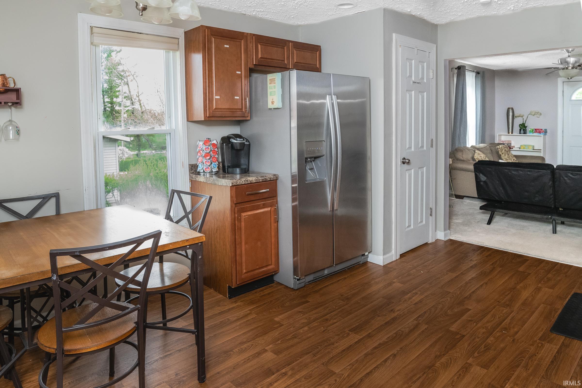 1525 S Maxwell Street