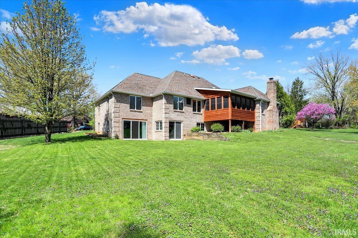 3112 E Charles Court