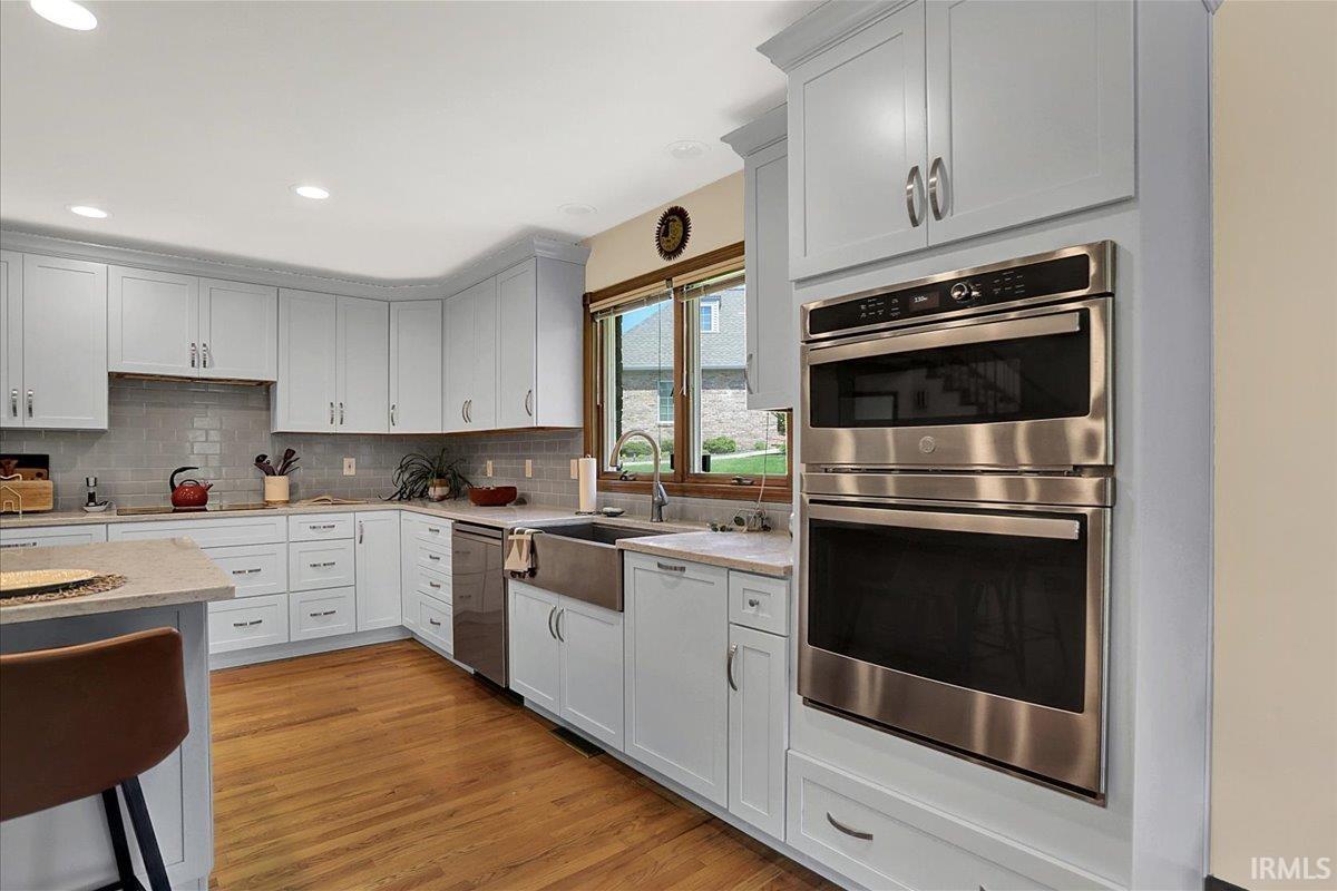 3112 E Charles Court