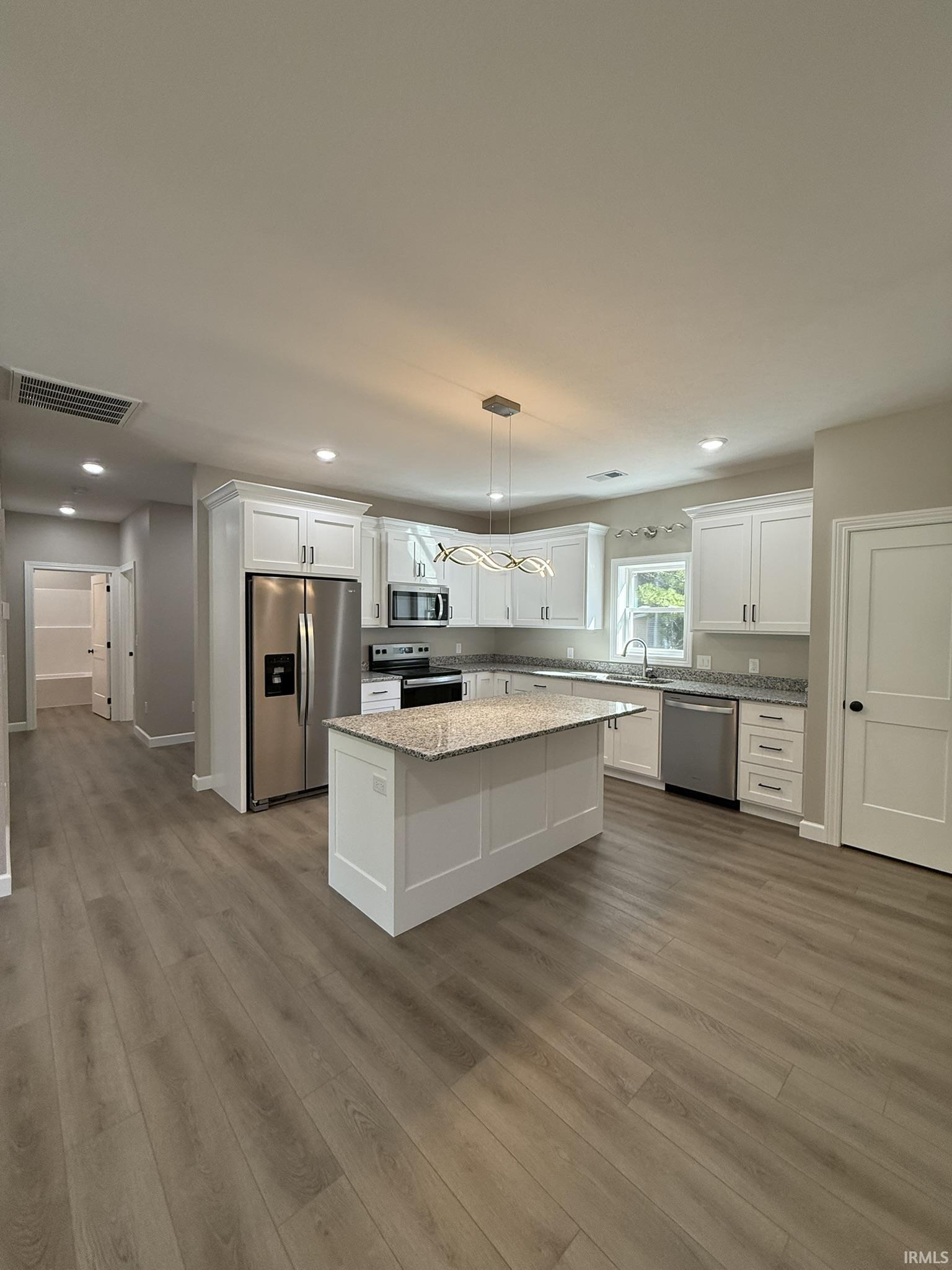 3417 S Knightridge Road