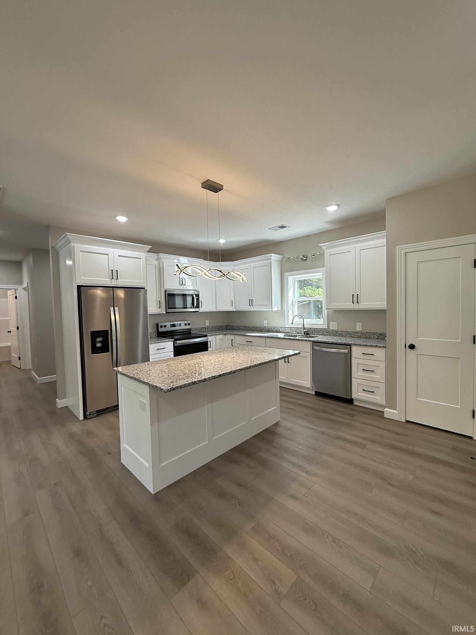 3417 S Knightridge Road