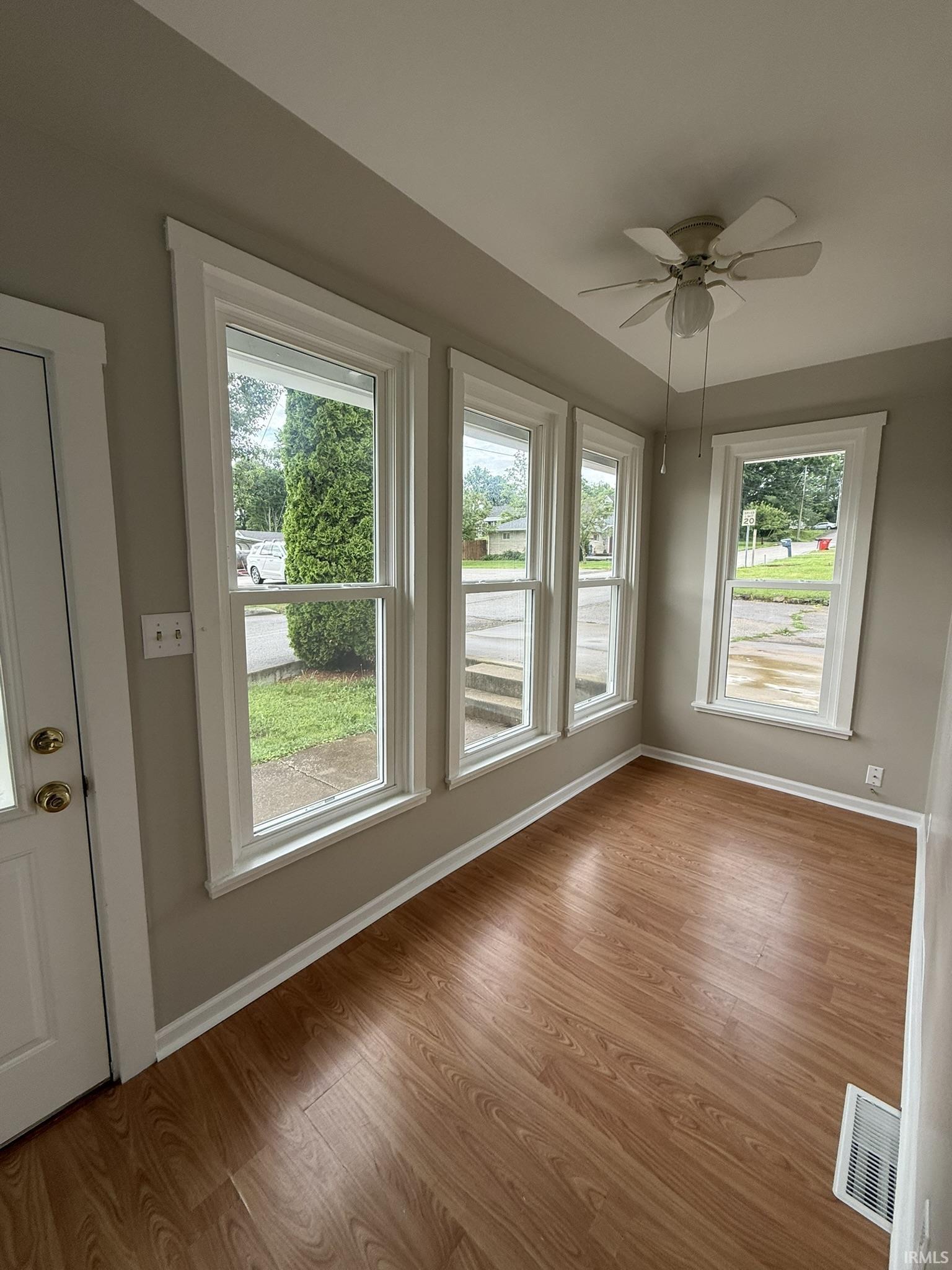 903 W Temperance Street