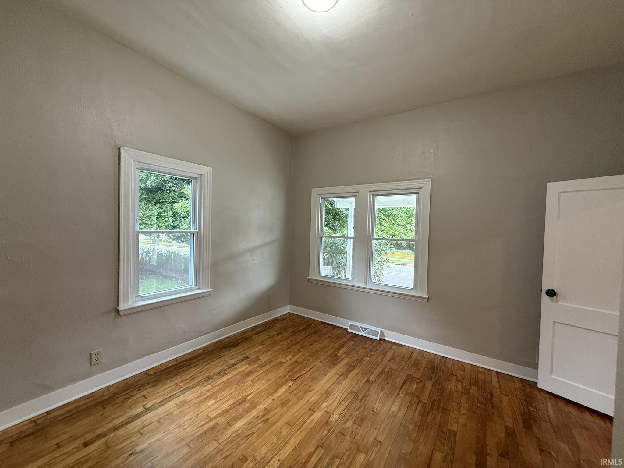 903 W Temperance Street