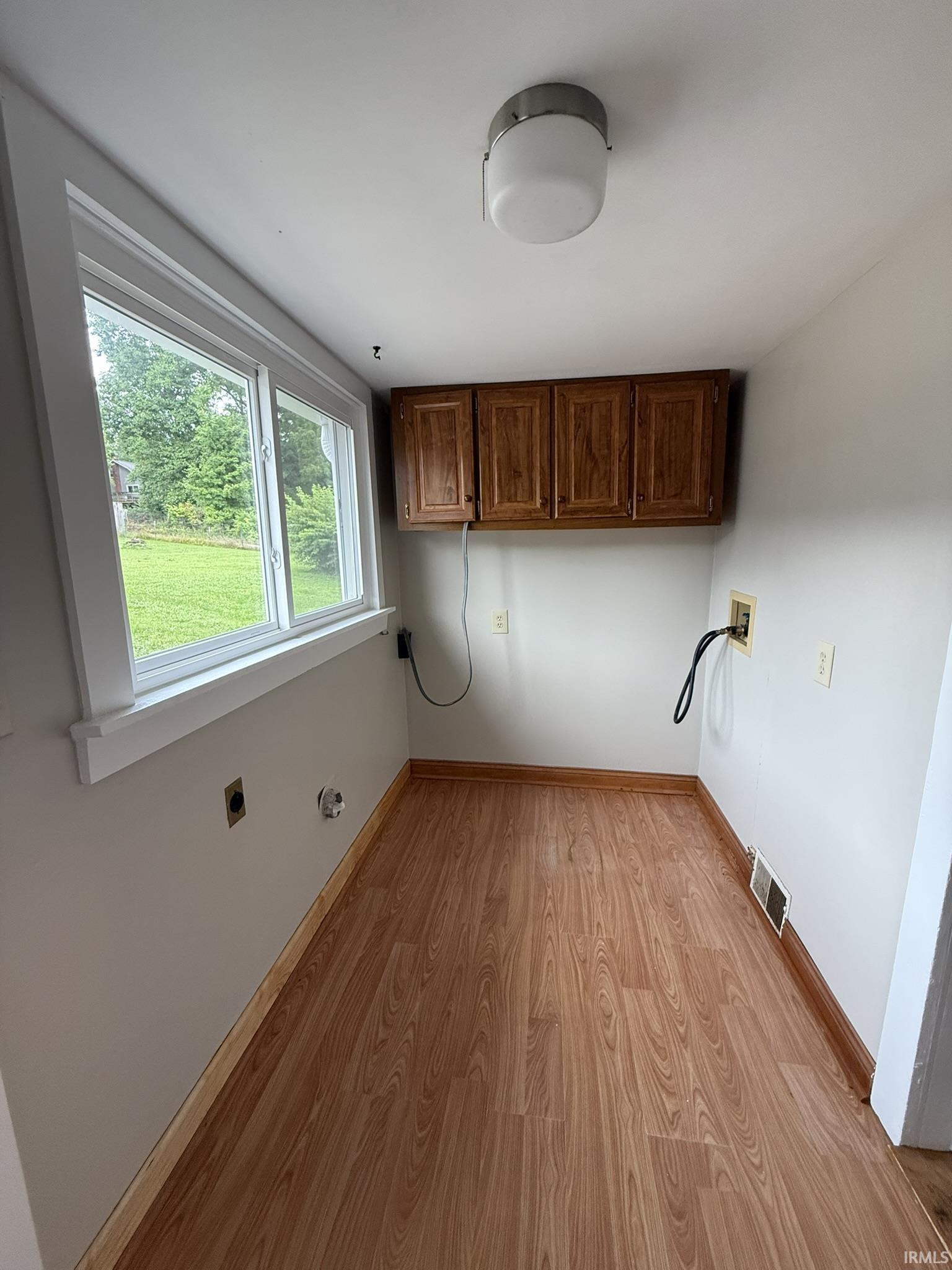 903 W Temperance Street