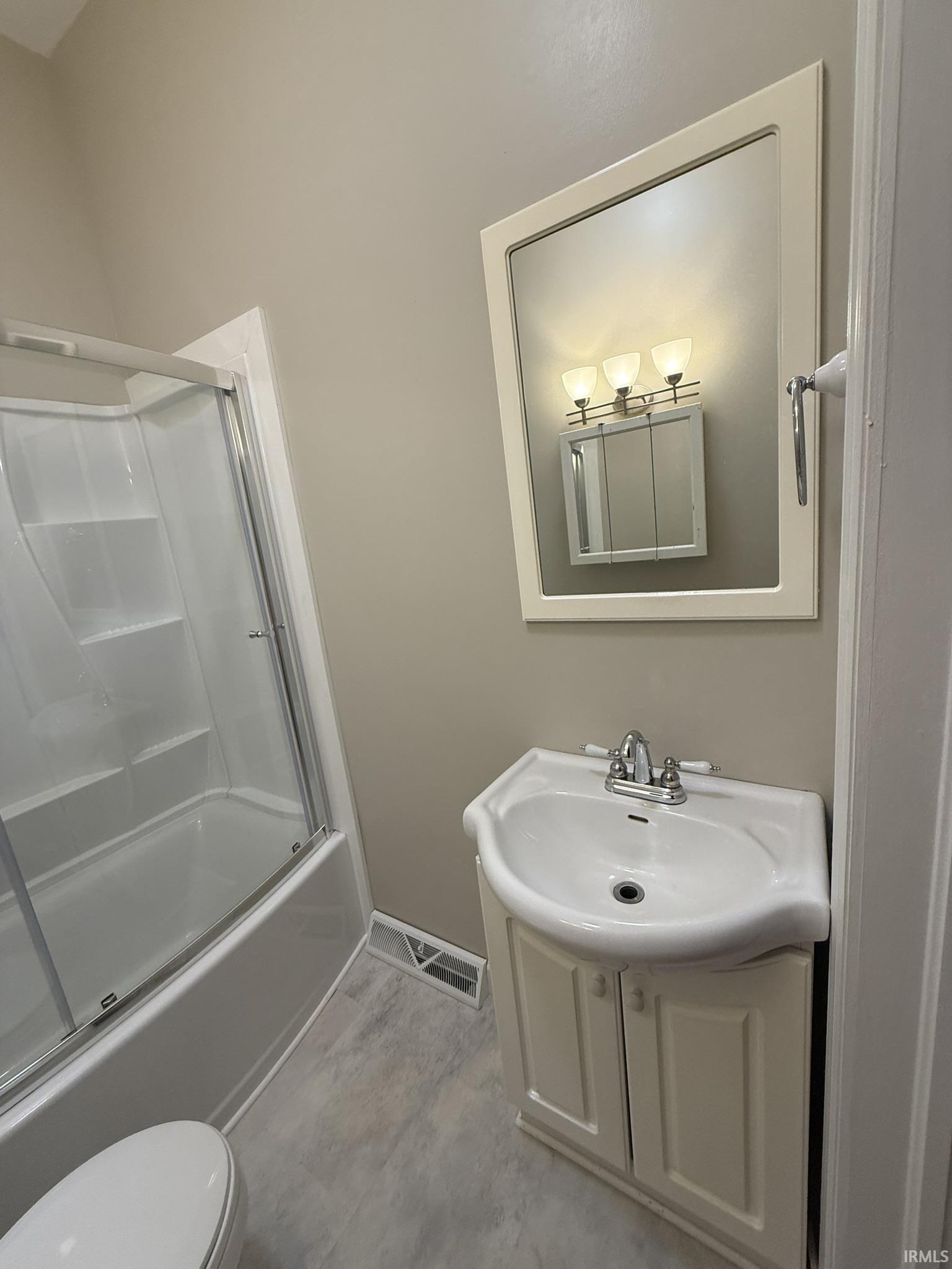 903 W Temperance Street