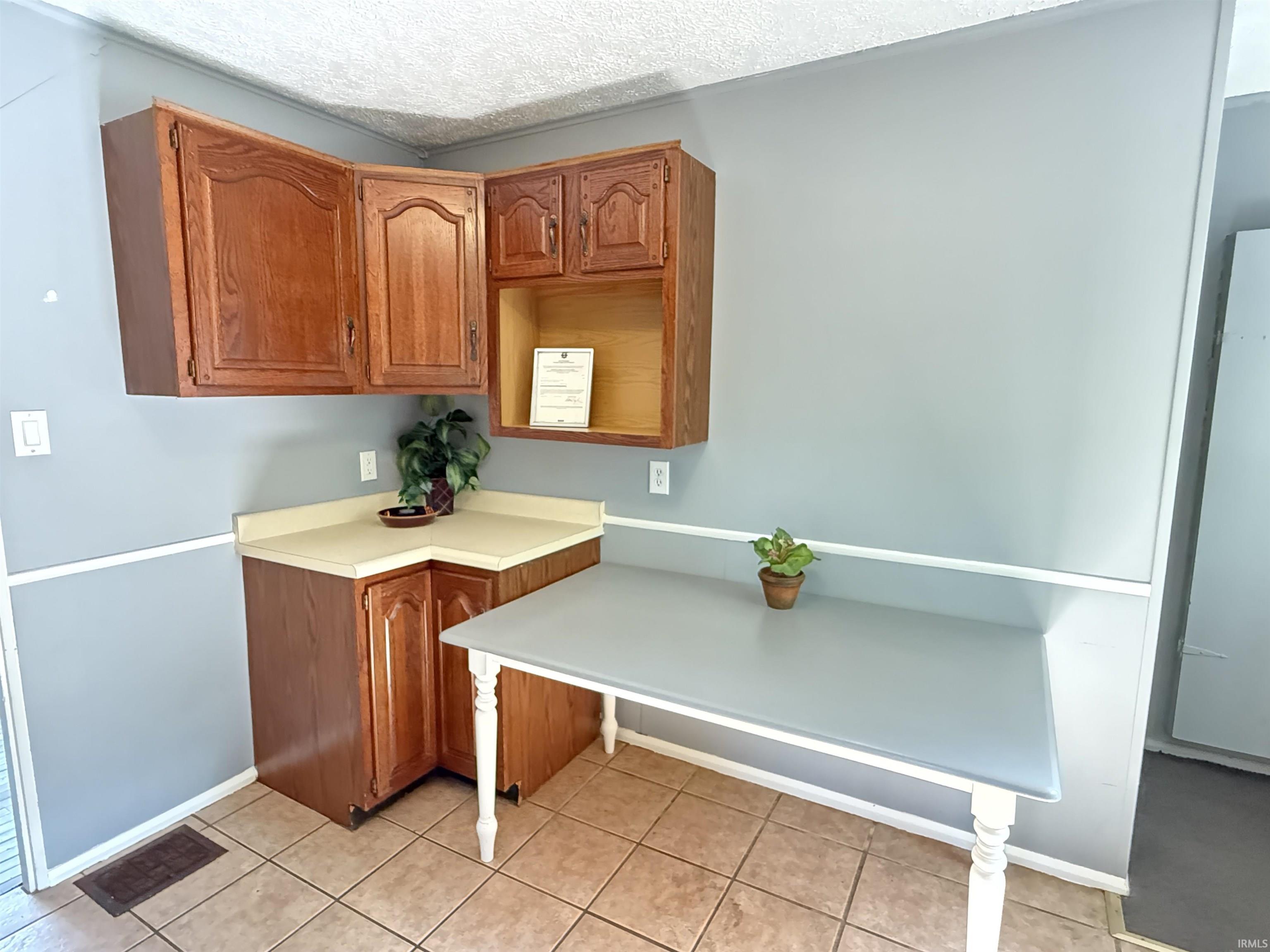 514 S Eastside Drive