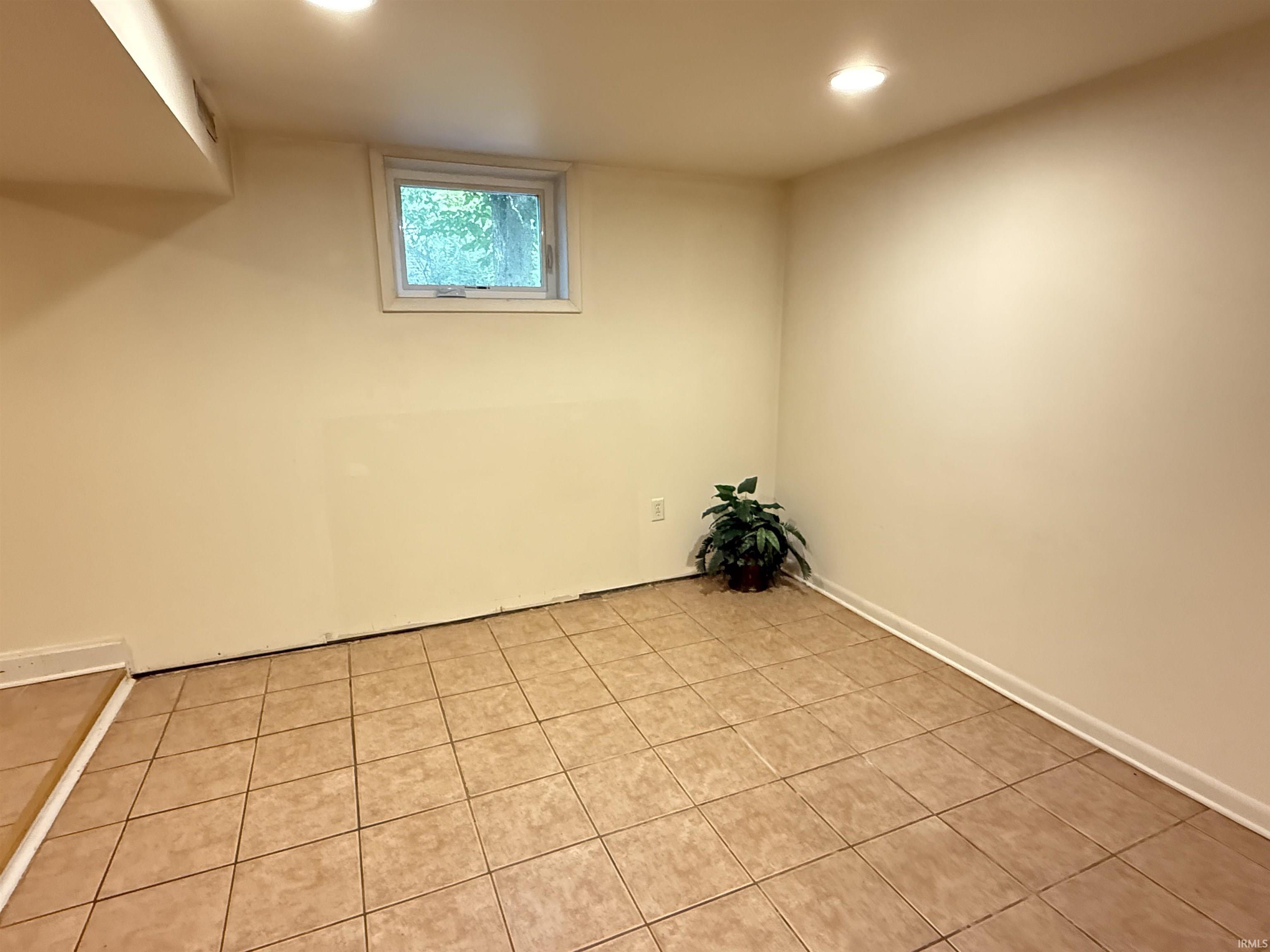 514 S Eastside Drive