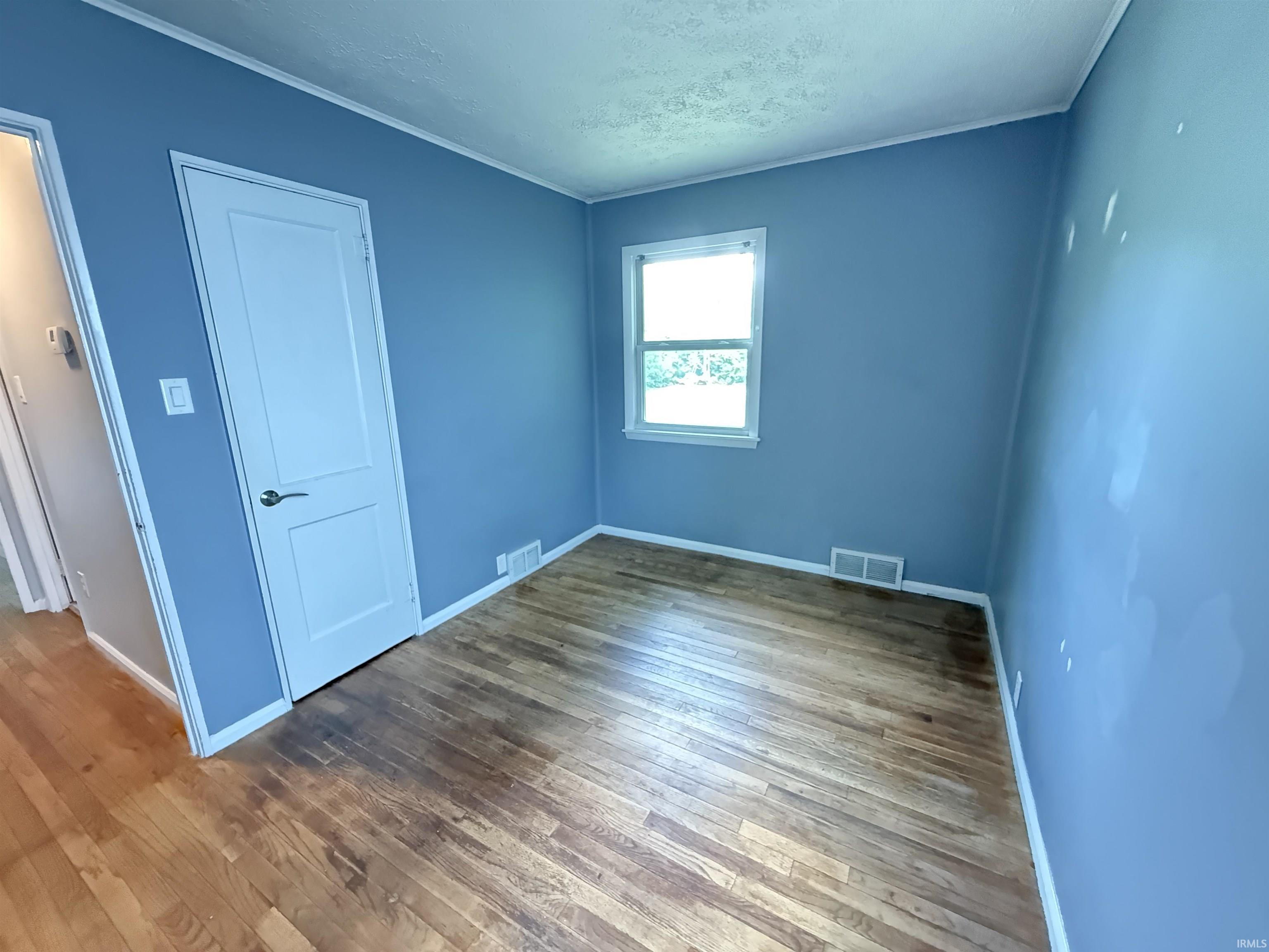 514 S Eastside Drive