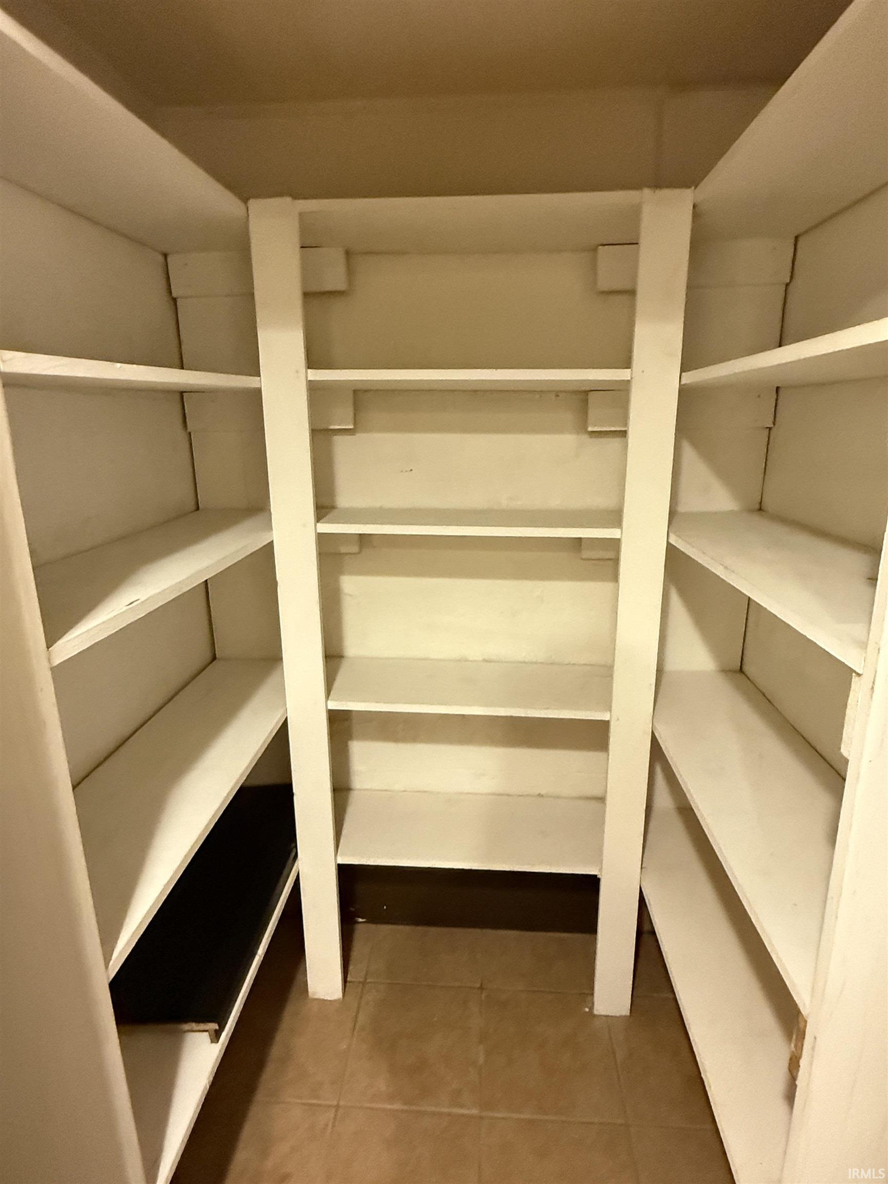 514 S Eastside Drive