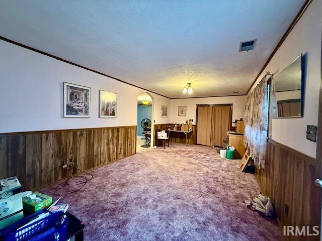 402 & 402 1/2 E Chester Drive