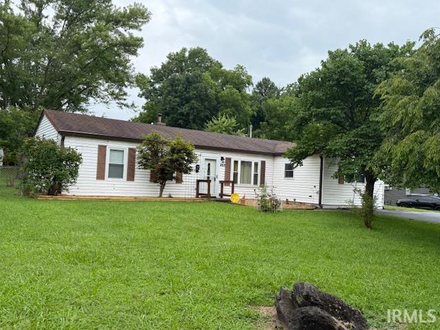 402 & 402 1/2 E Chester Drive