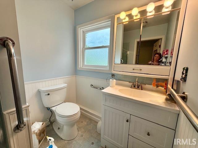 402 & 402 1/2 E Chester Drive