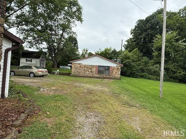 402 & 402 1/2 E Chester Drive