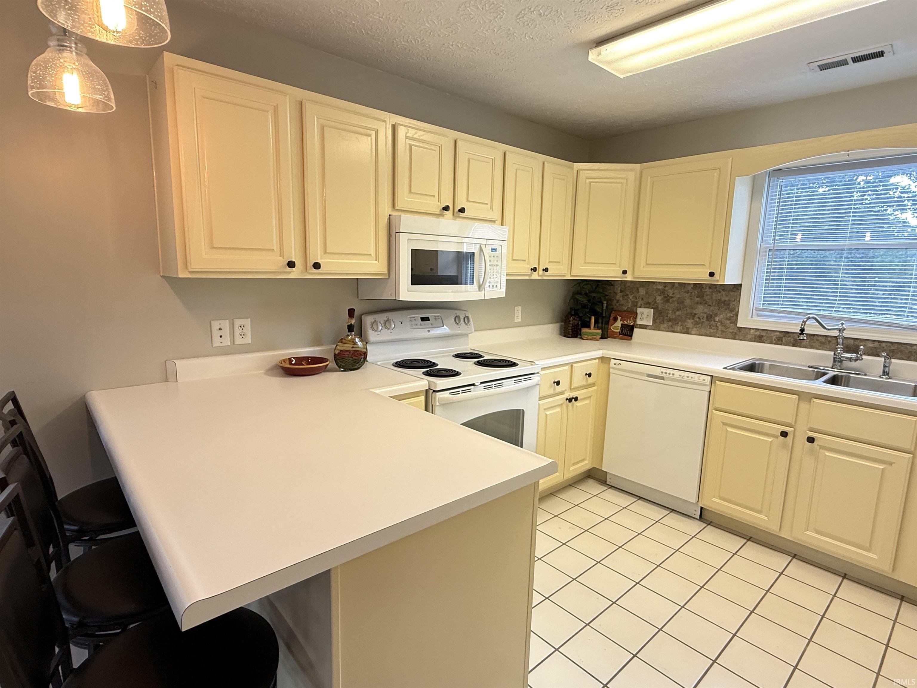 9607 S Lake Ridge Drive