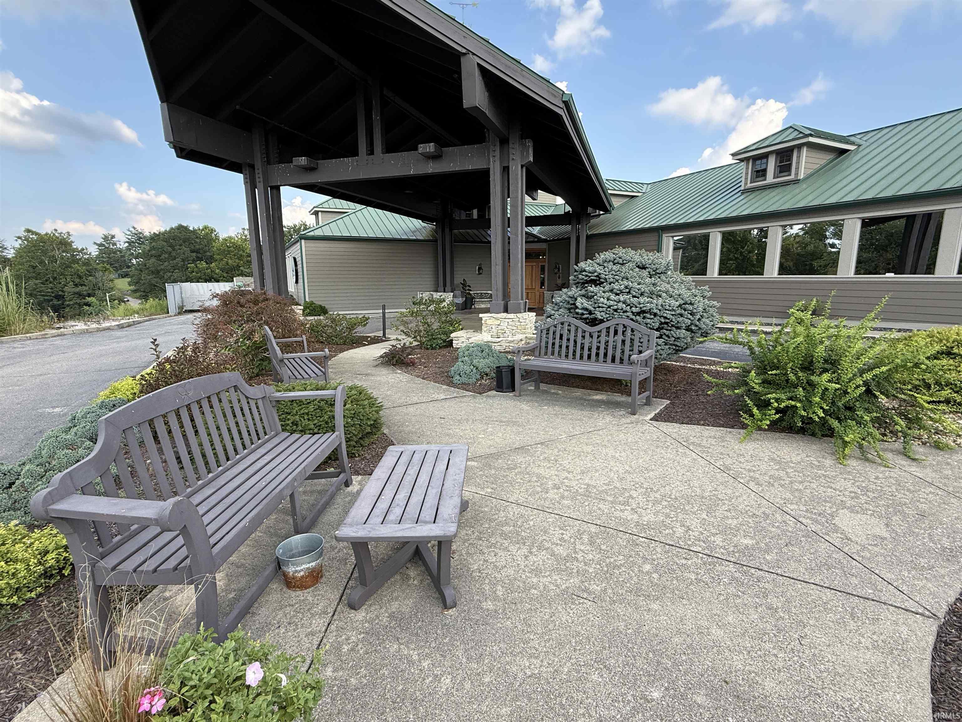 9607 S Lake Ridge Drive