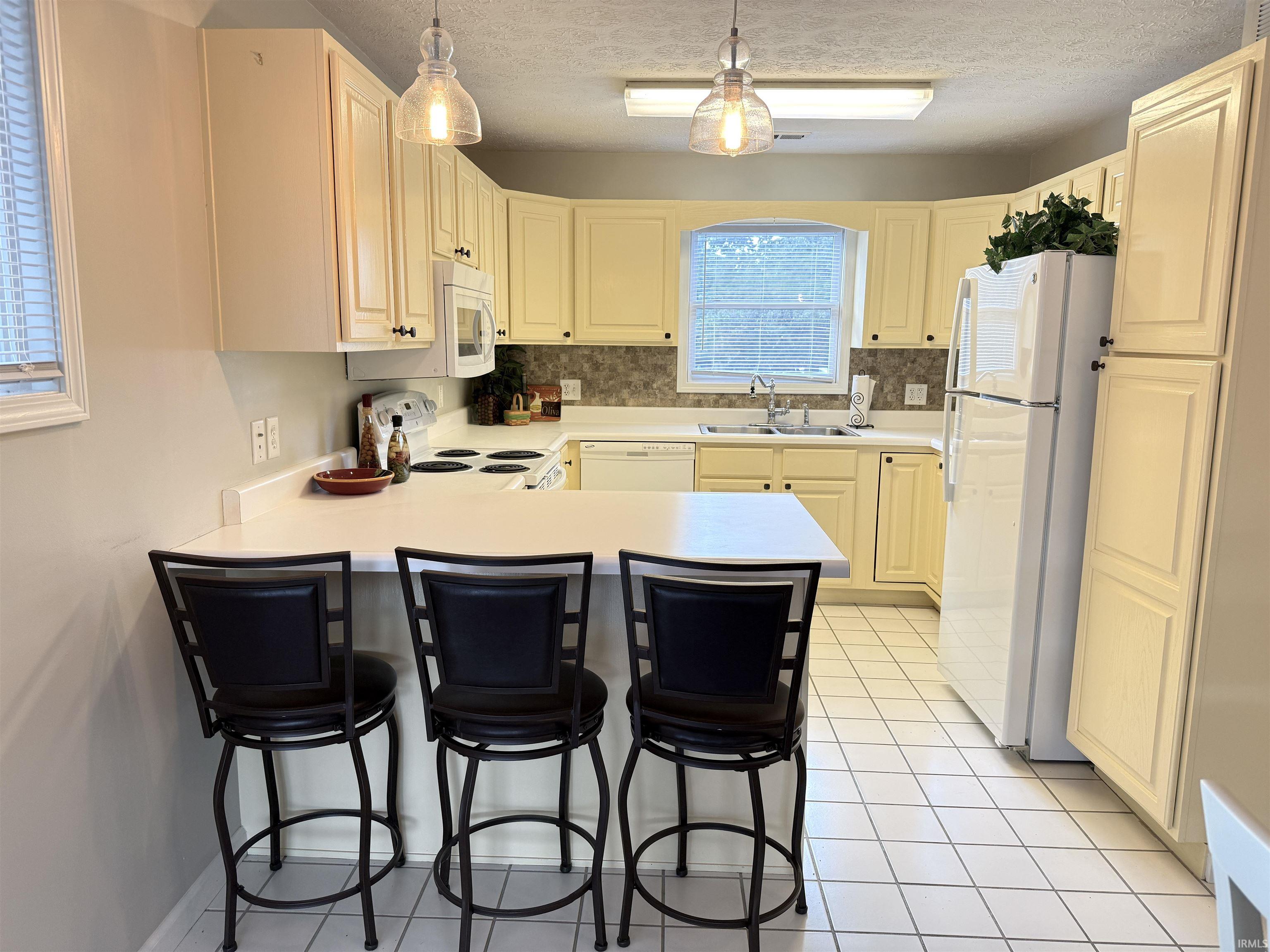 9607 S Lake Ridge Drive