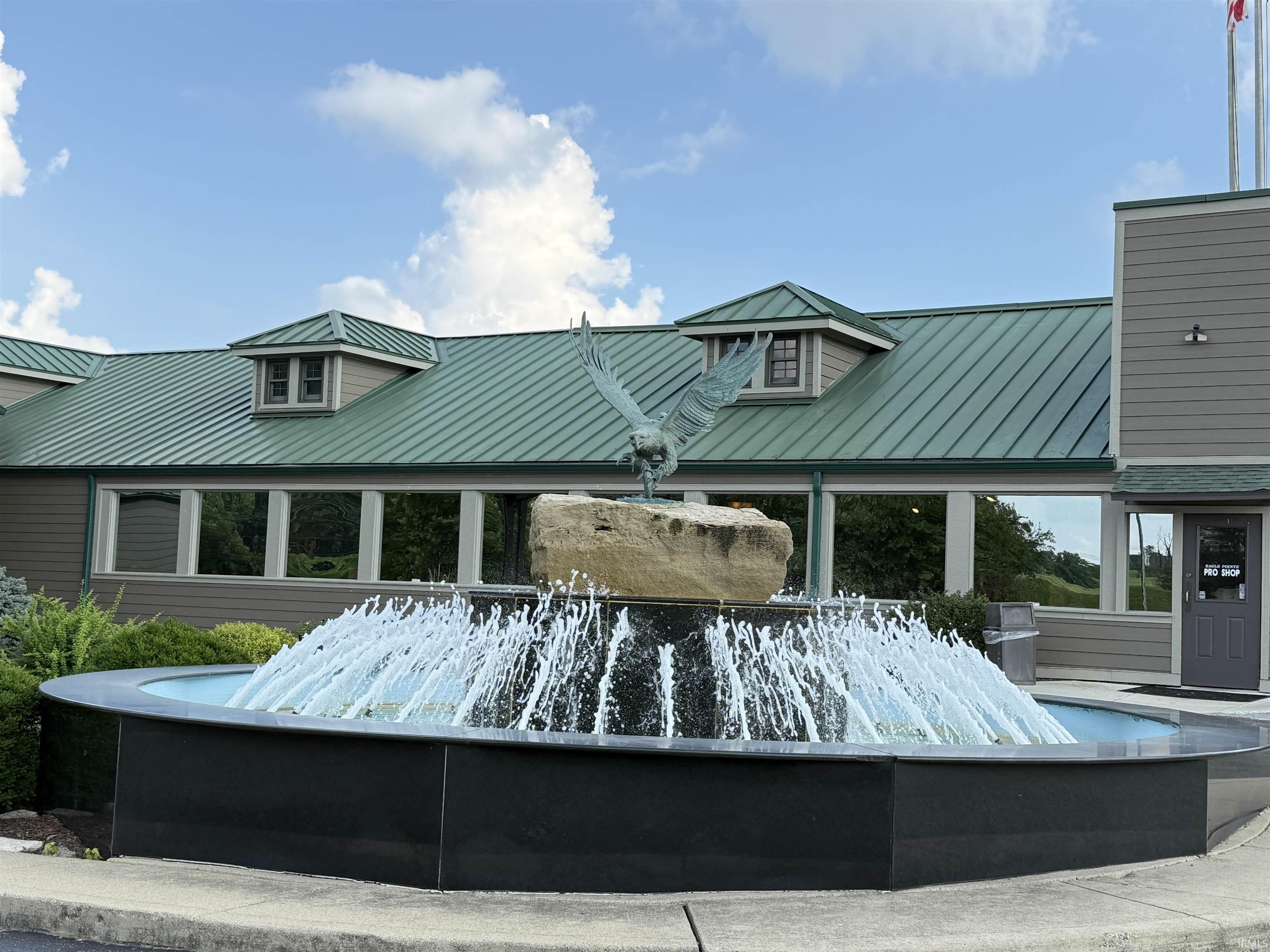 9607 S Lake Ridge Drive