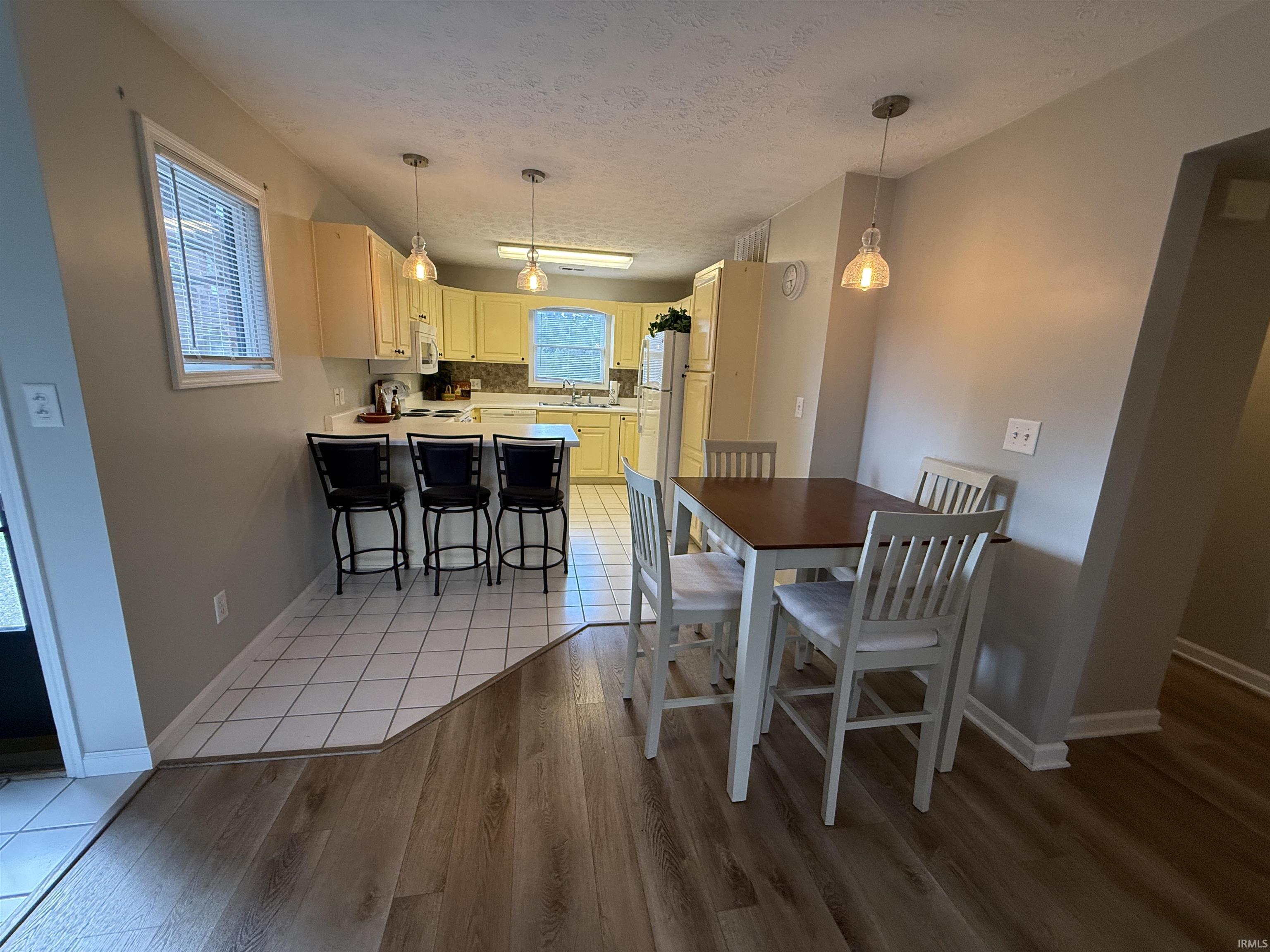 9607 S Lake Ridge Drive