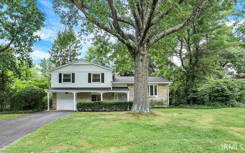 103 N Lexington Drive