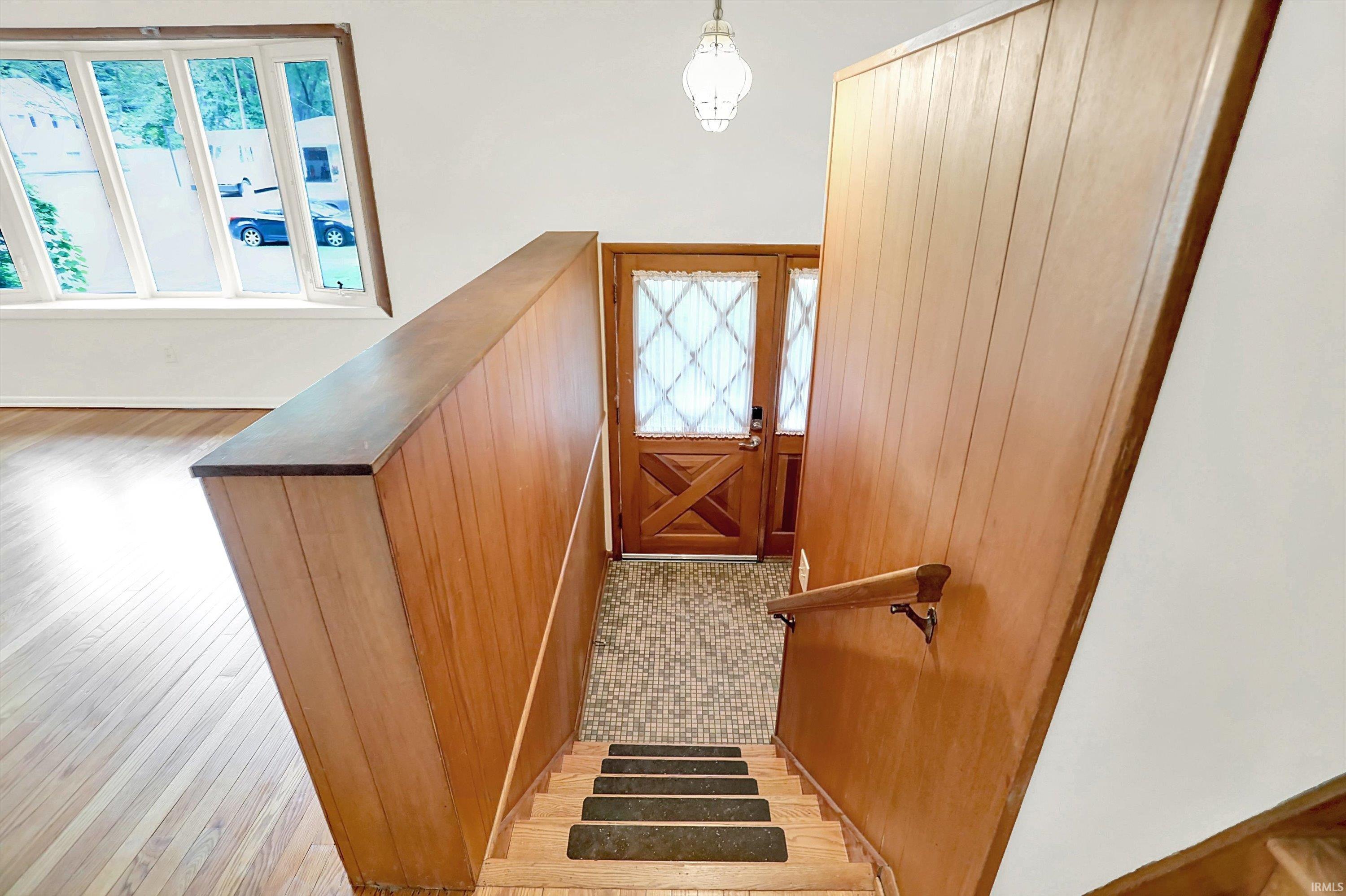 103 N Lexington Drive