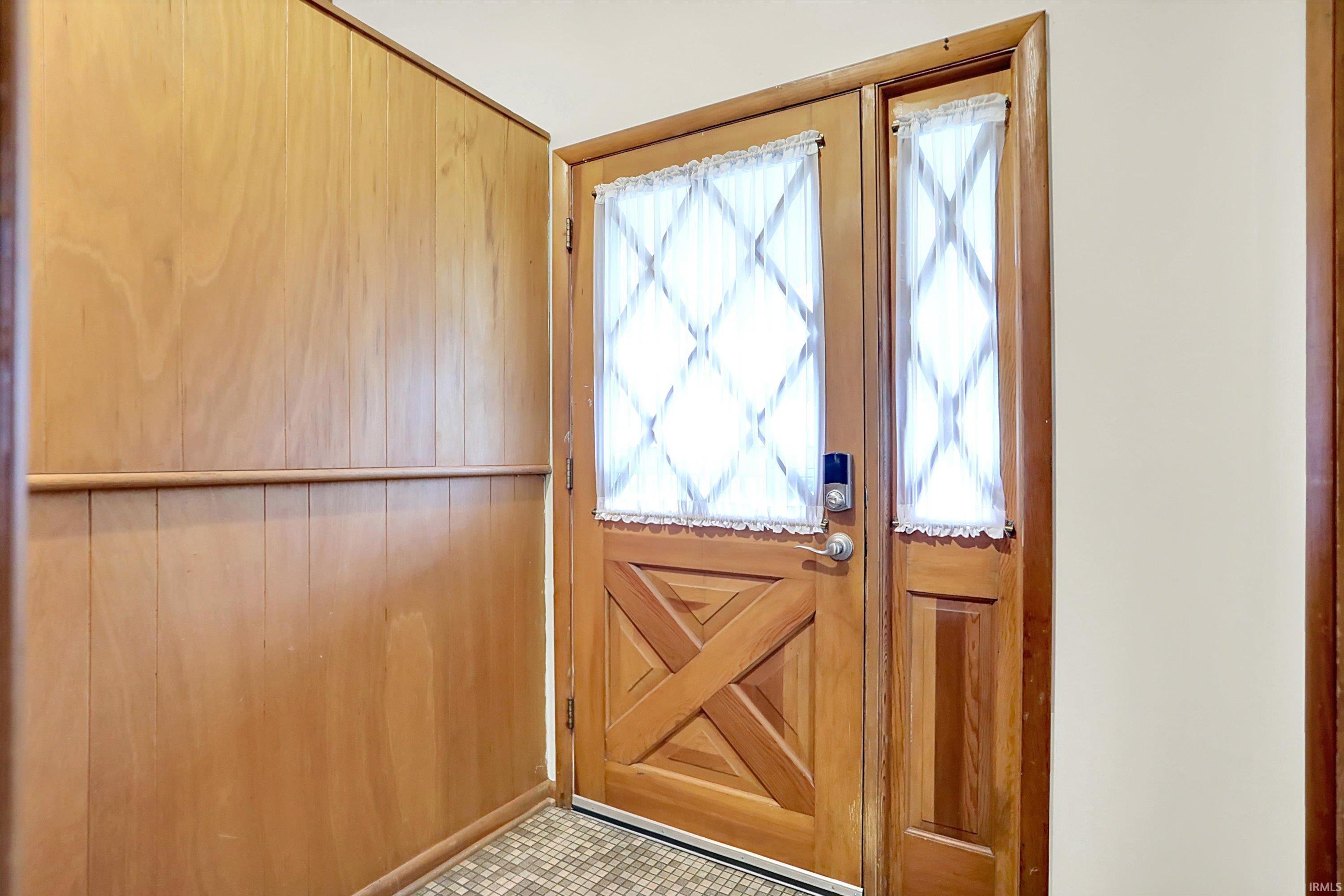 103 N Lexington Drive