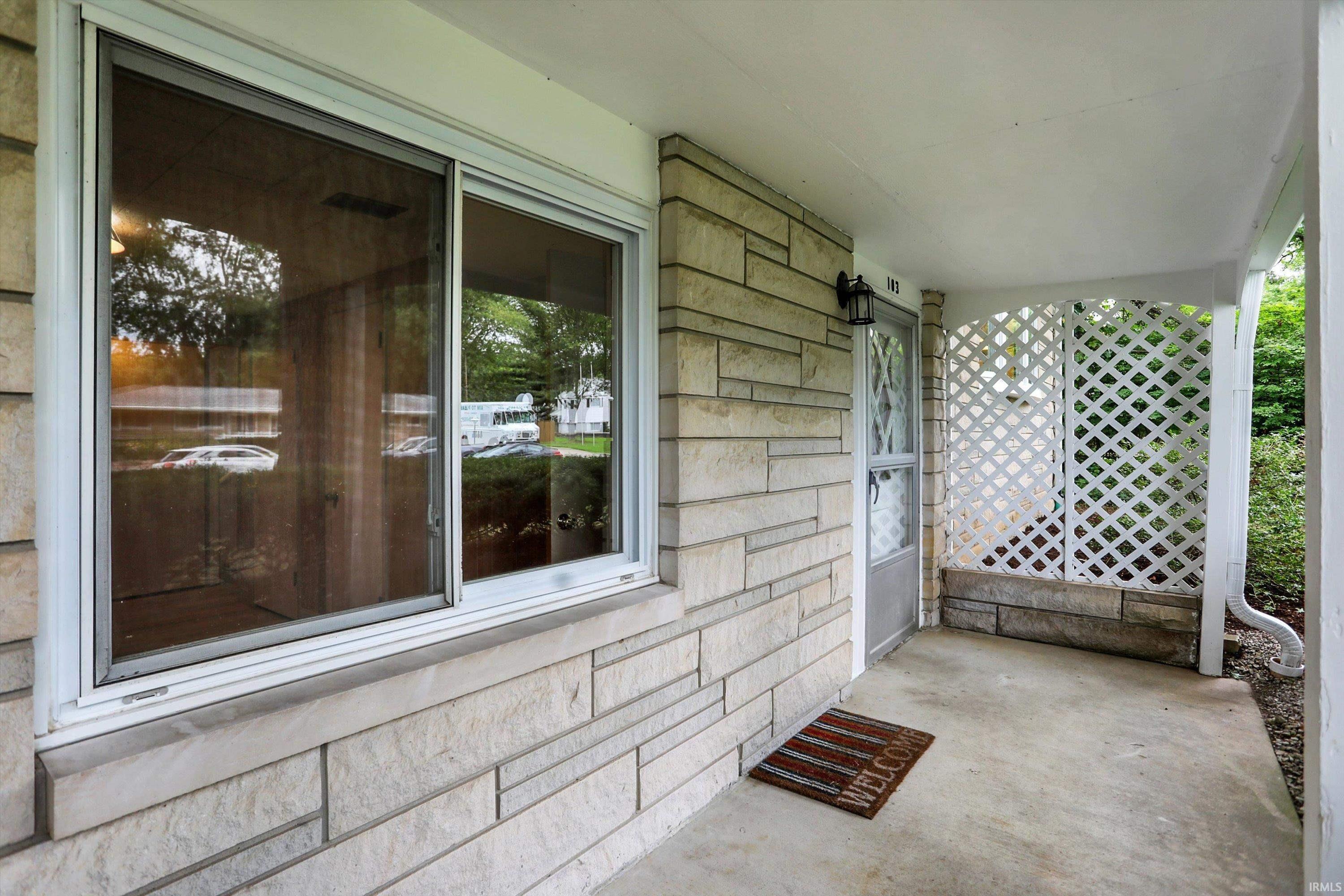 103 N Lexington Drive