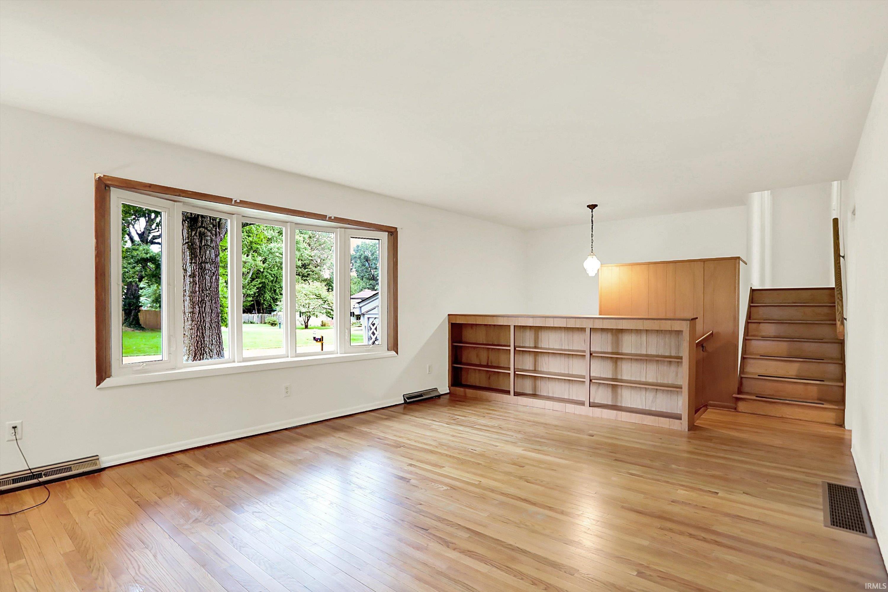 103 N Lexington Drive