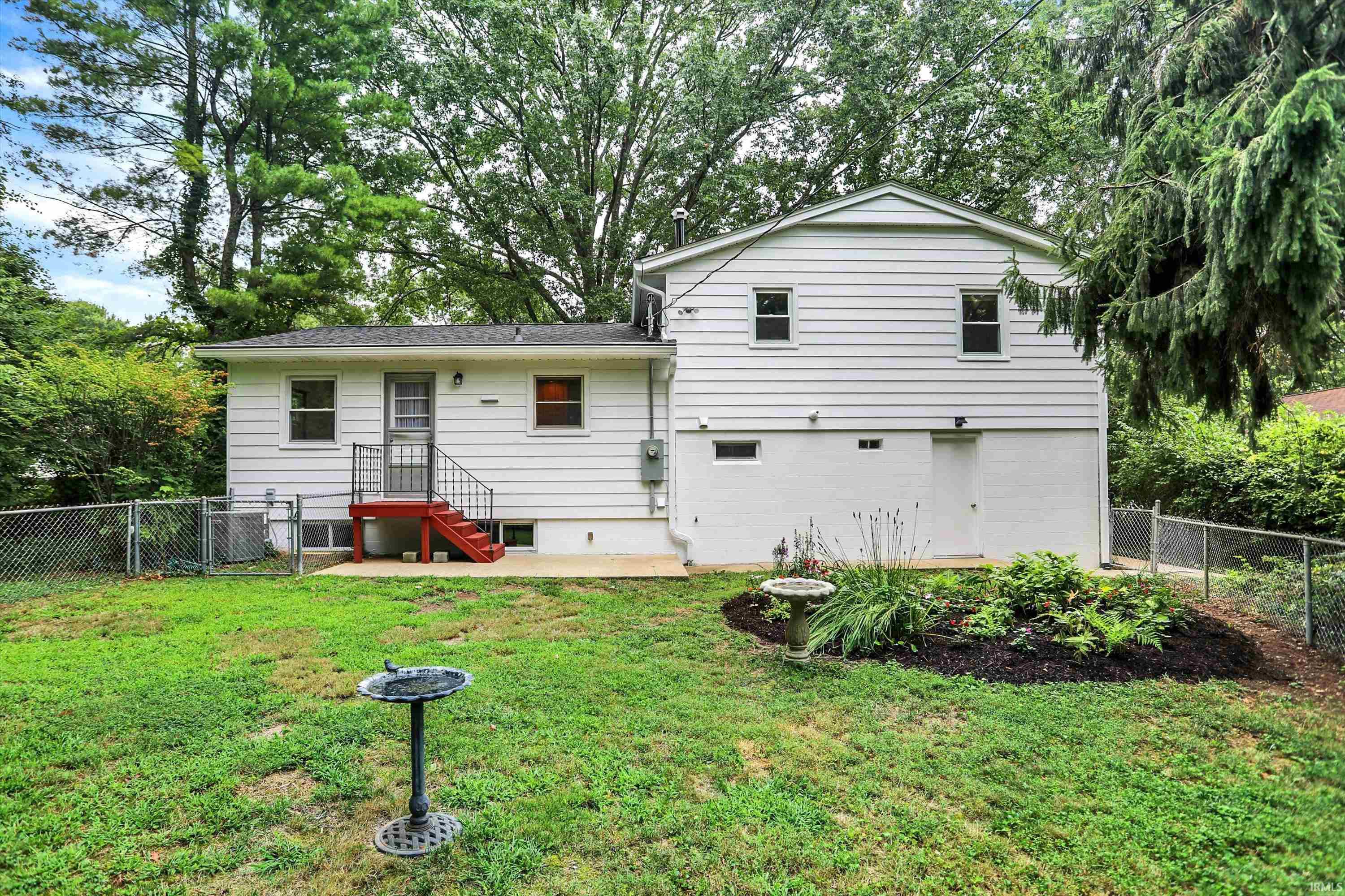 103 N Lexington Drive